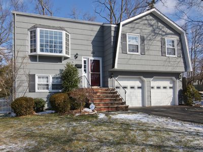 20 Briant Ave, Morris Plains, NJ, 07950
