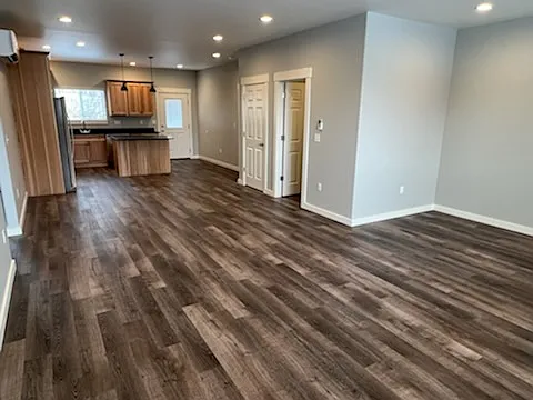 2904 N Greenwood St #B — Photo 3