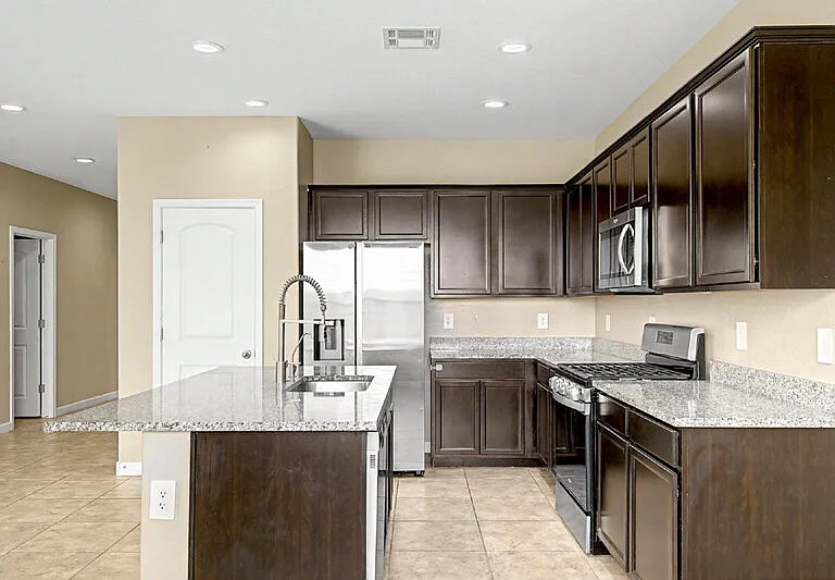 8271 W Ebbets Ct — Photo 12