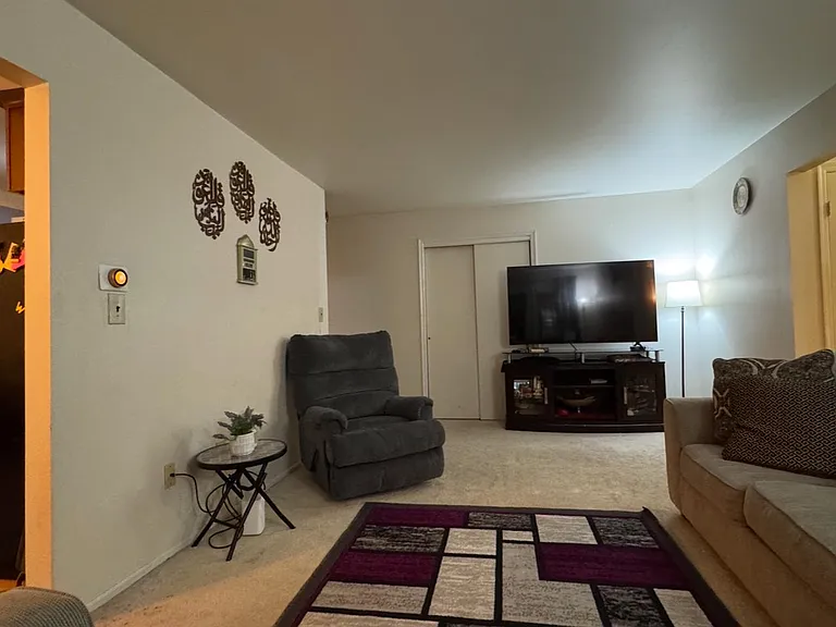 1410 Green Hollow Dr #1410 — Photo 8