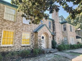 3551 W 4th St APT 3, Fort Worth, TX 76107