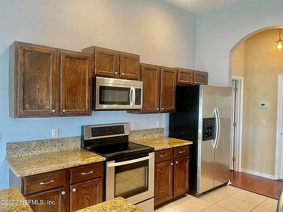 3rd image of 13054 Brians Creek Dr