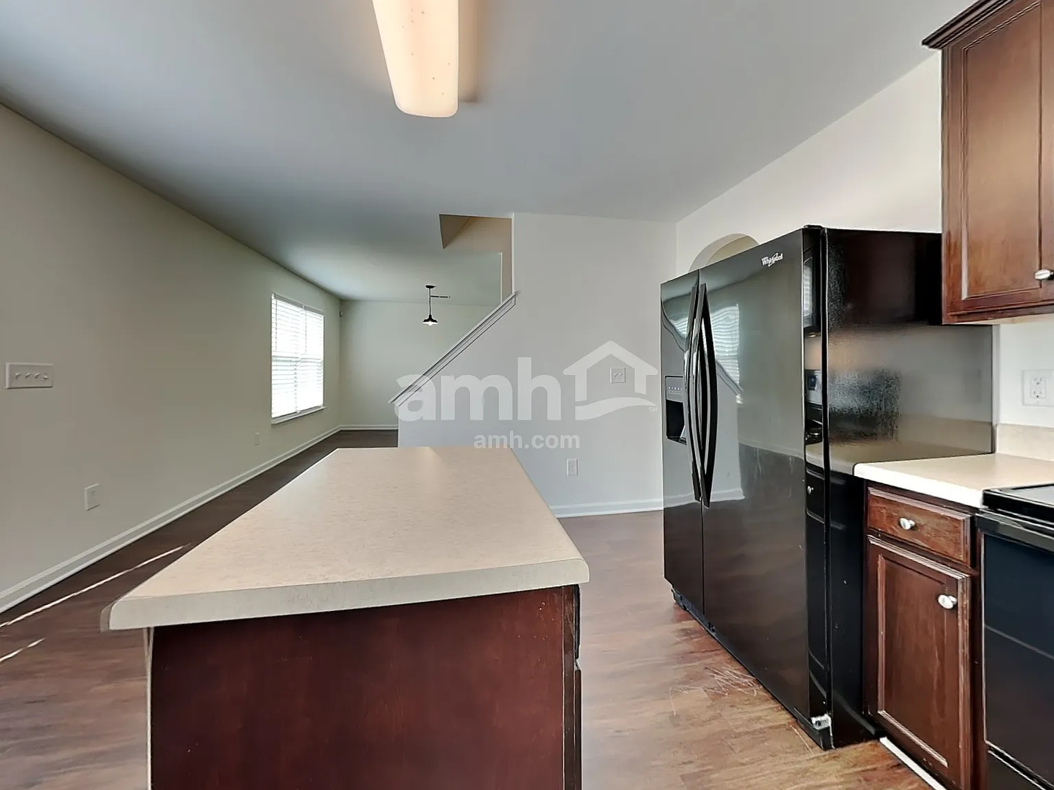 4 bed, 2.5 bath, 1675 sqft, $1,965 — Photo 4