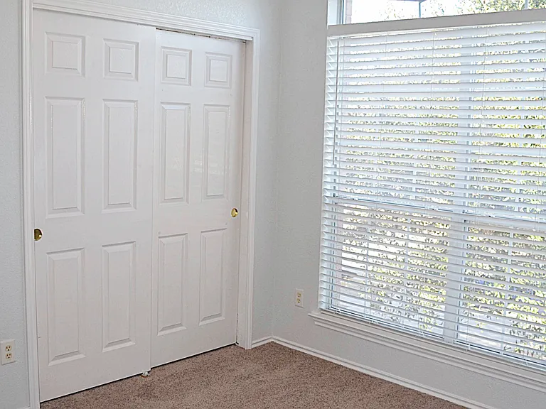 5000 Sydney Harbour Ct — Photo 37