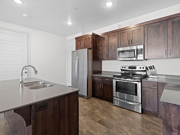 3rd image of 5160 W Villas North Dr #6-102/104
