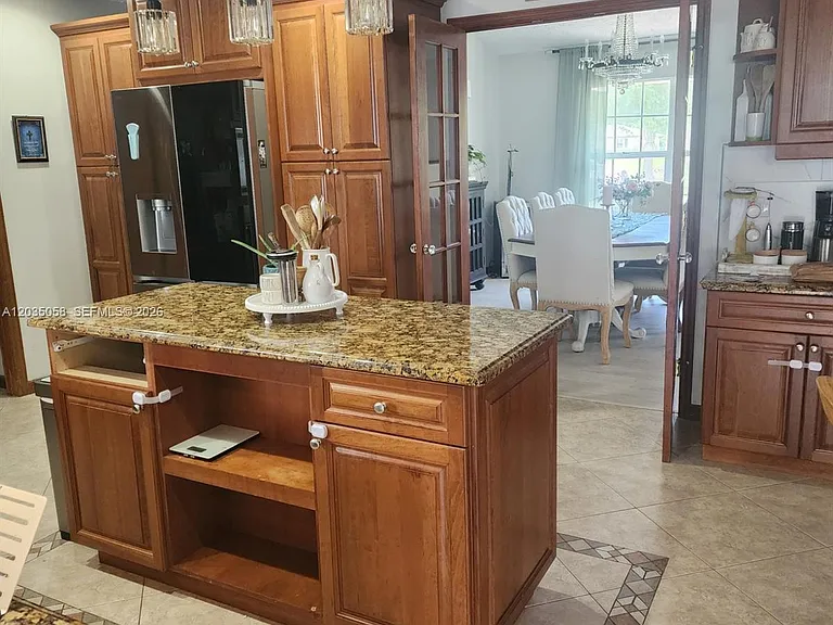 6101 Palmetto Dr — Photo 71