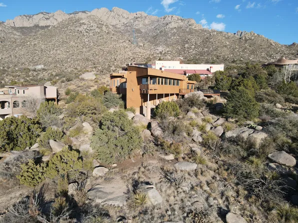 40 Cedar Hill Pl NE, Albuquerque, NM 87122