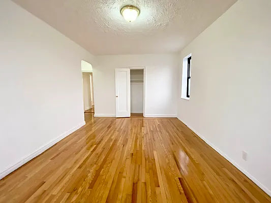 Rented by Bruma Realty LLC | media 3