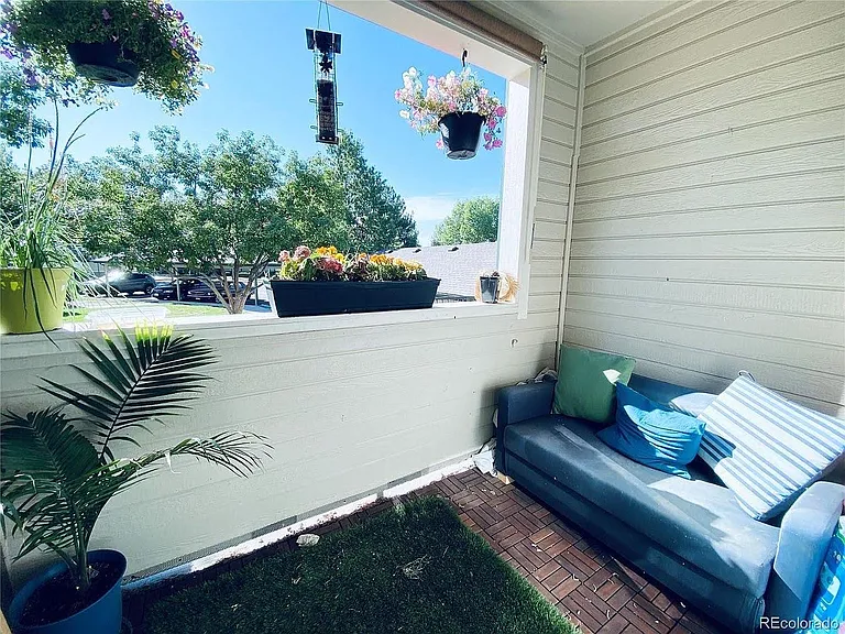 Enclosed patio