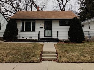 5865 N 70th St, Milwaukee, WI 53218