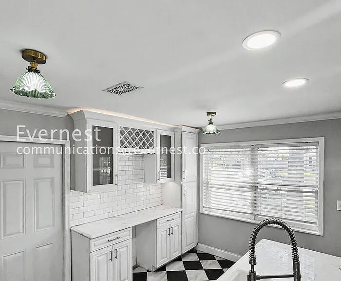 1885 Shore Acres Blvd NE — Photo 7