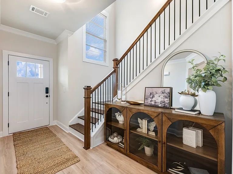 107 Grand Highlands Ln — Photo 2