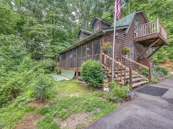 361 Deer Creek Xing, Mountain City, TN 37683