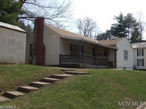 473 N 8th St #161, McConnelsville, OH 43756