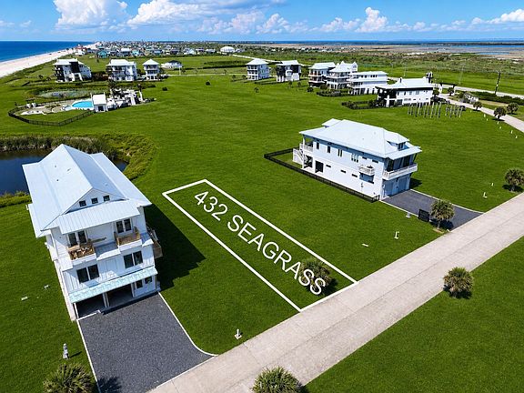 3rd image of 432 Seagrass