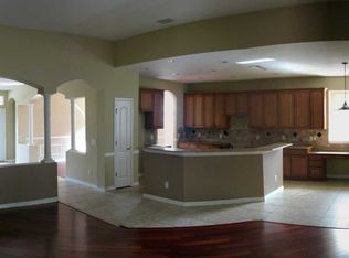18306 Saint James Ct, Tampa, FL 33647