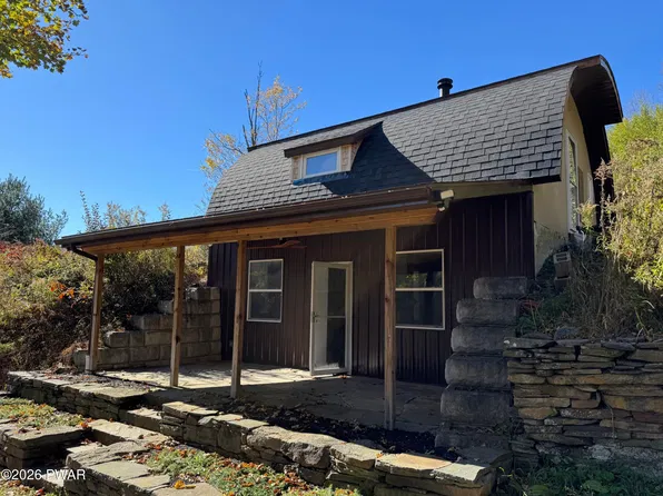 129 Brook Rd, Tyler Hill, PA 18469