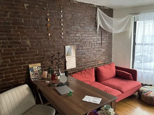 (undisclosed Address), Boston, MA 02115