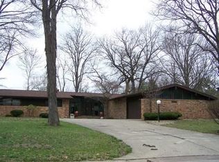 2233 Western Dr, Decatur, IL 62521