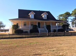 271 W Peninsula Dr, Brunswick, GA 31523