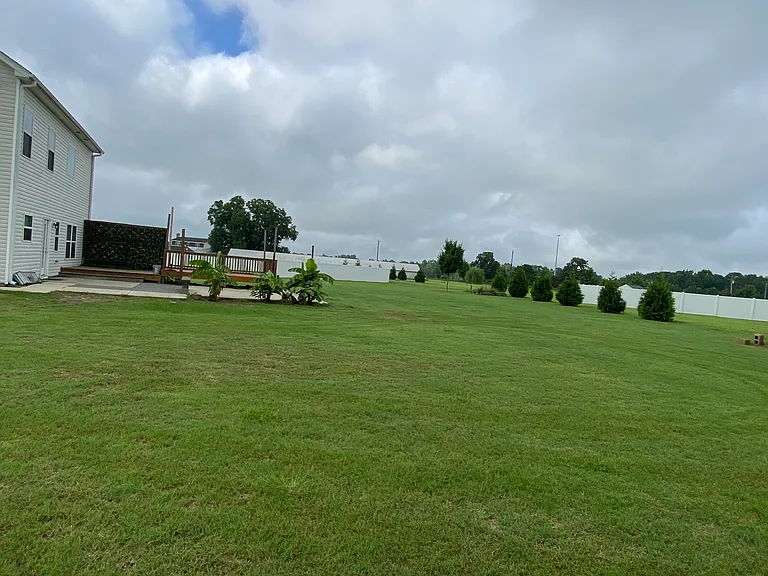 228 Monroe Fields Dr — Photo 31