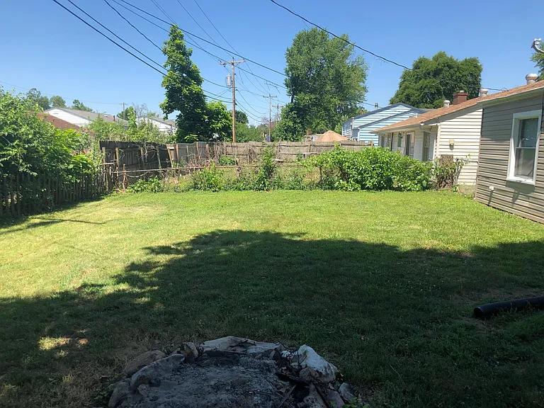 13 Calumet Dr — Photo 5