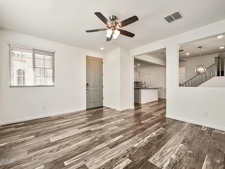 3659 E Dogwood Dr — Photo 3