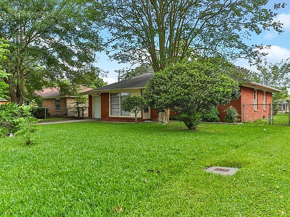 2nd image of 7214 Canary Cir