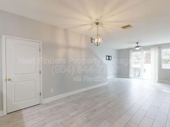 6032 Bartram Village Dr, Jacksonville, FL 32258