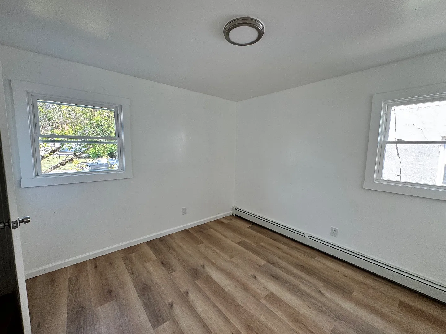 1-5 W 19th St - 1 L — Photo 2