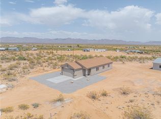 4602 Mormon Flats Rd, Golden Valley, AZ 86413