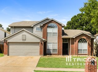 1603 Rockdale Dr, Arlington, TX 76018