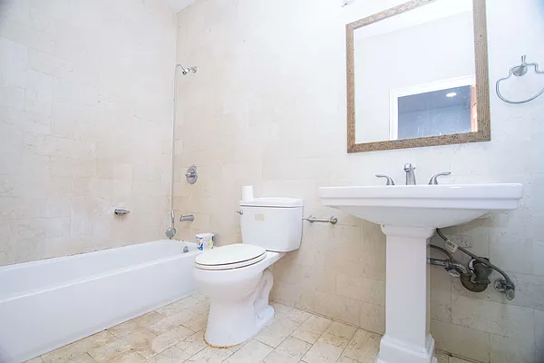 Rented by Nooklyn NYC LLC | media 20