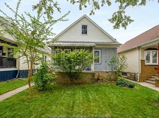 1153 Gladstone Ave, Windsor, ON