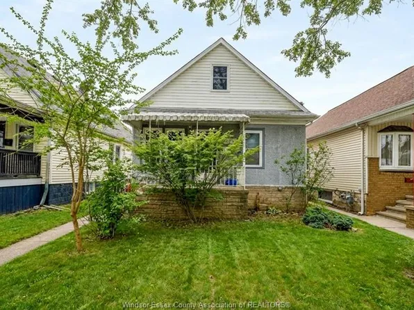 1153 Gladstone Ave, Windsor, ON N9A 2R9