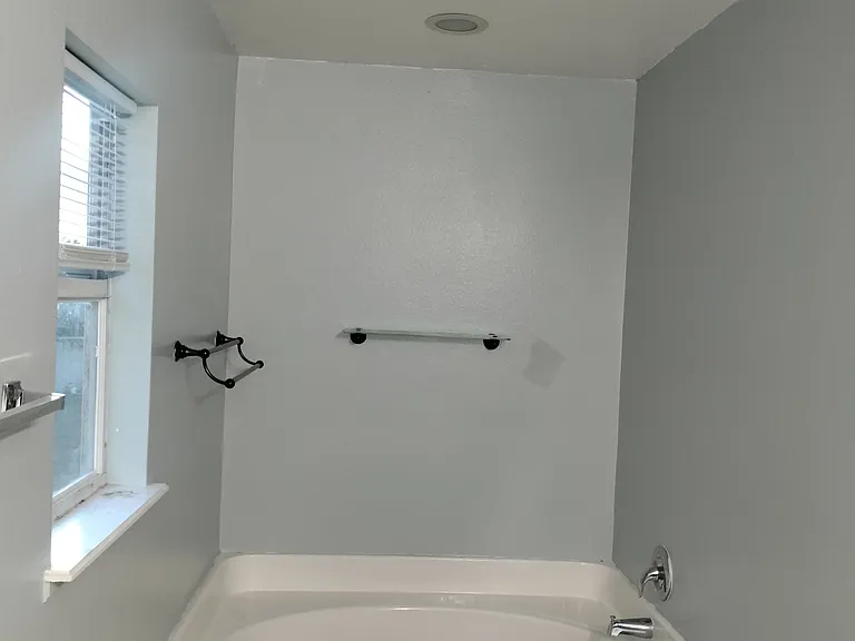231 Churchill Ct — Photo 12