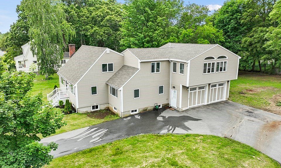 134 New Salem St, Wakefield, MA 01880 Zillow