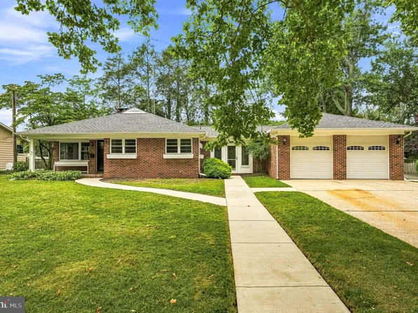 38 Evelyn Ave, Vineland, NJ 08360