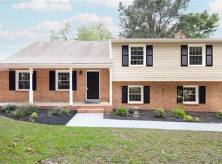 9711 Swansea Rd, North Chesterfield, VA 23236