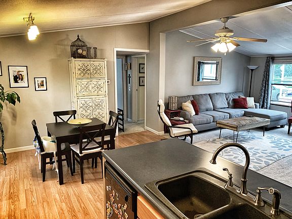 5th image of 2825 Avenue L