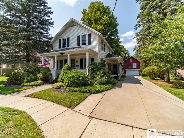 255 Jamestown St, Gowanda, NY 14070