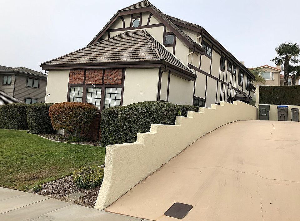 2nd image of 32 La Gaviota