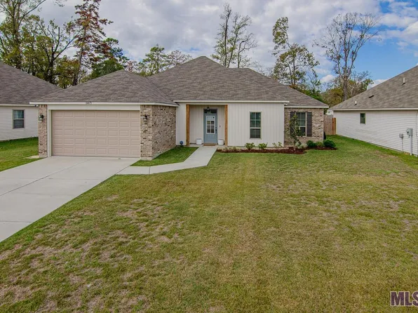 34671 Eagle Bend Dr, Denham Springs, LA 70706