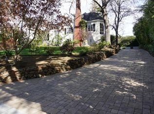 440 Edgewood Rd, San Mateo, CA 94402