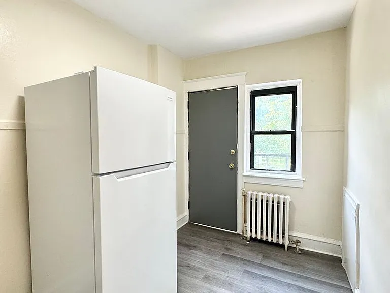 Fieldview Apartments — Photo 8
