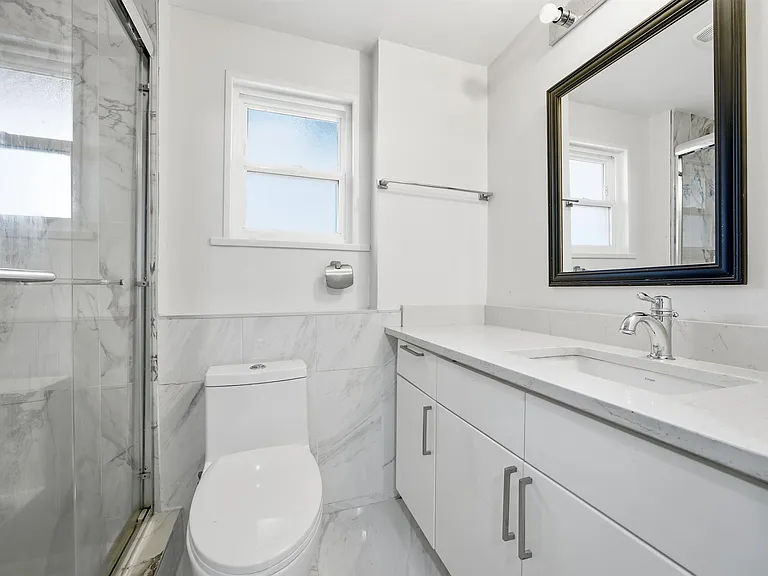 1106 Duthie Ave #LOWER — Photo 16