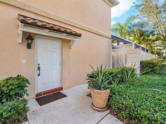 4th image of 39 Laurel Oaks Cir