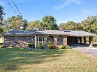 249 Davis Dr, Calhoun, GA 30701