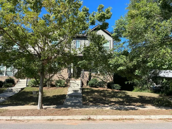 1001 Bayrose Cir, East Pt, GA 30344
