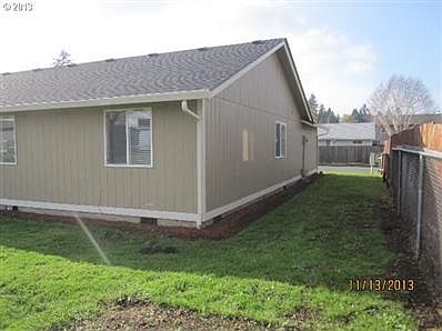4th image of 6403 NE 108th Ave